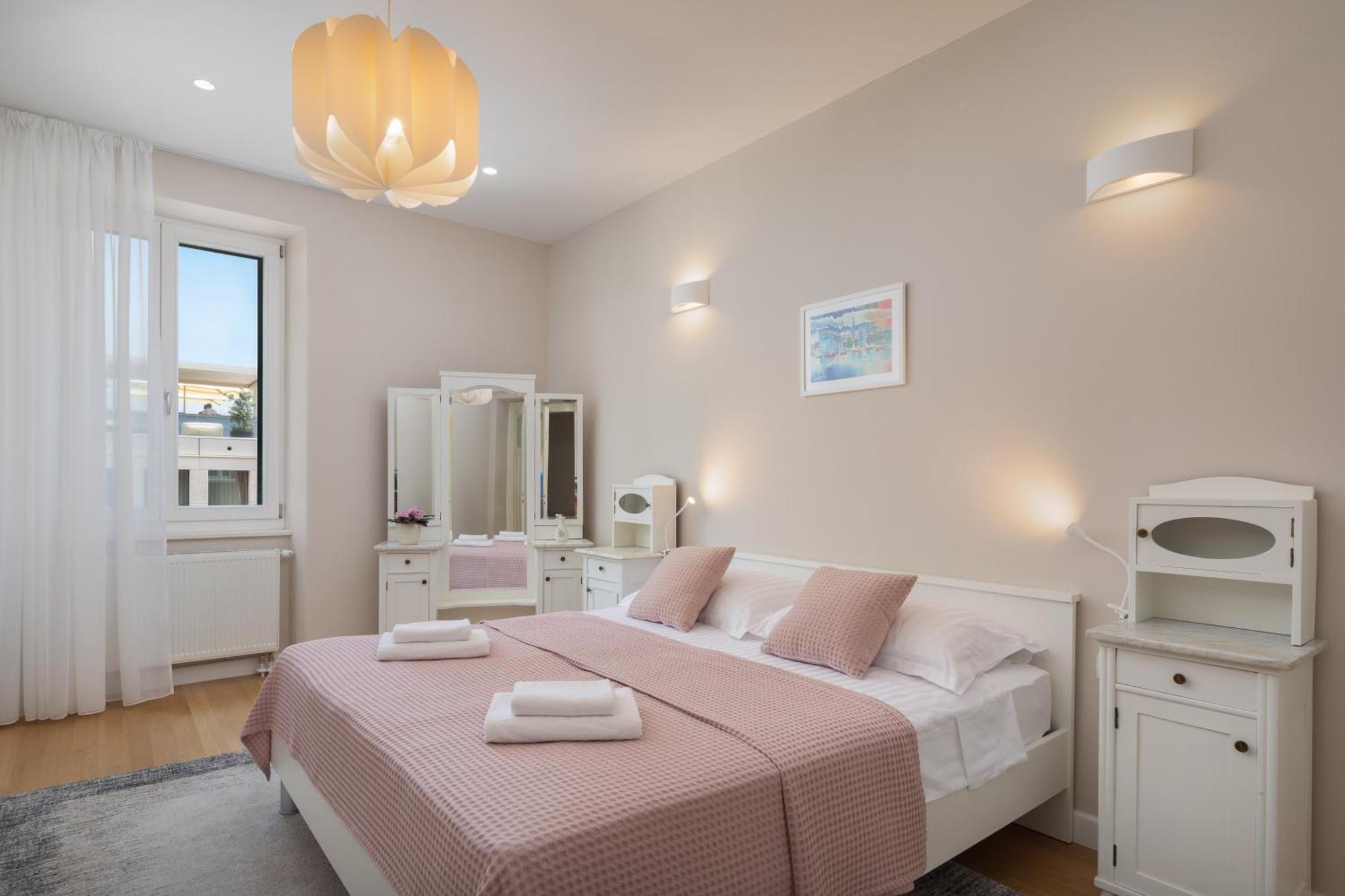 Apartment More Deluxe สปลิท ภายนอก รูปภาพ