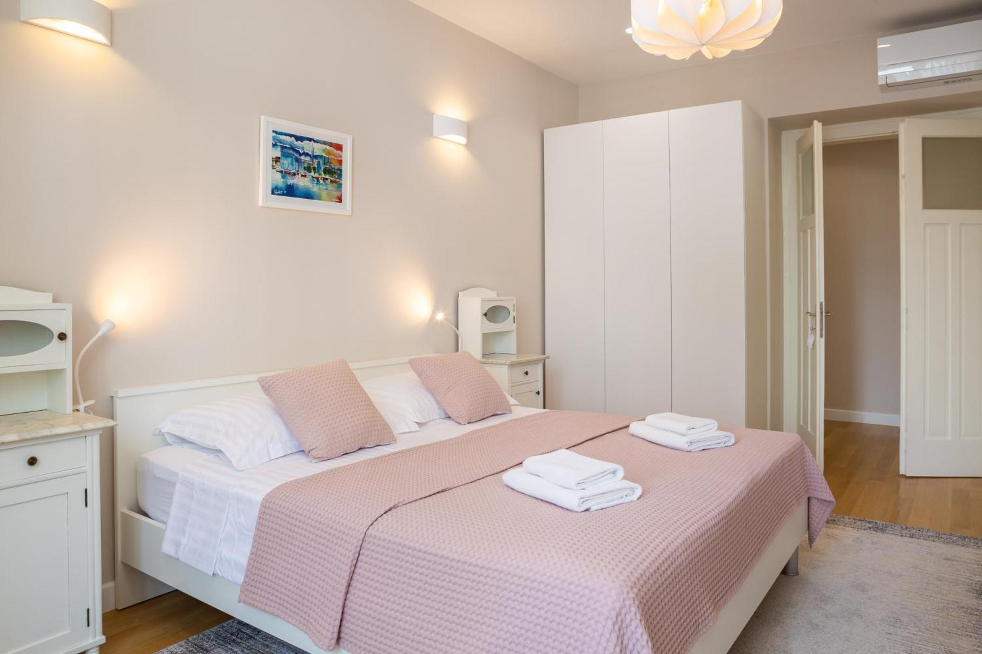 Apartment More Deluxe สปลิท ภายนอก รูปภาพ